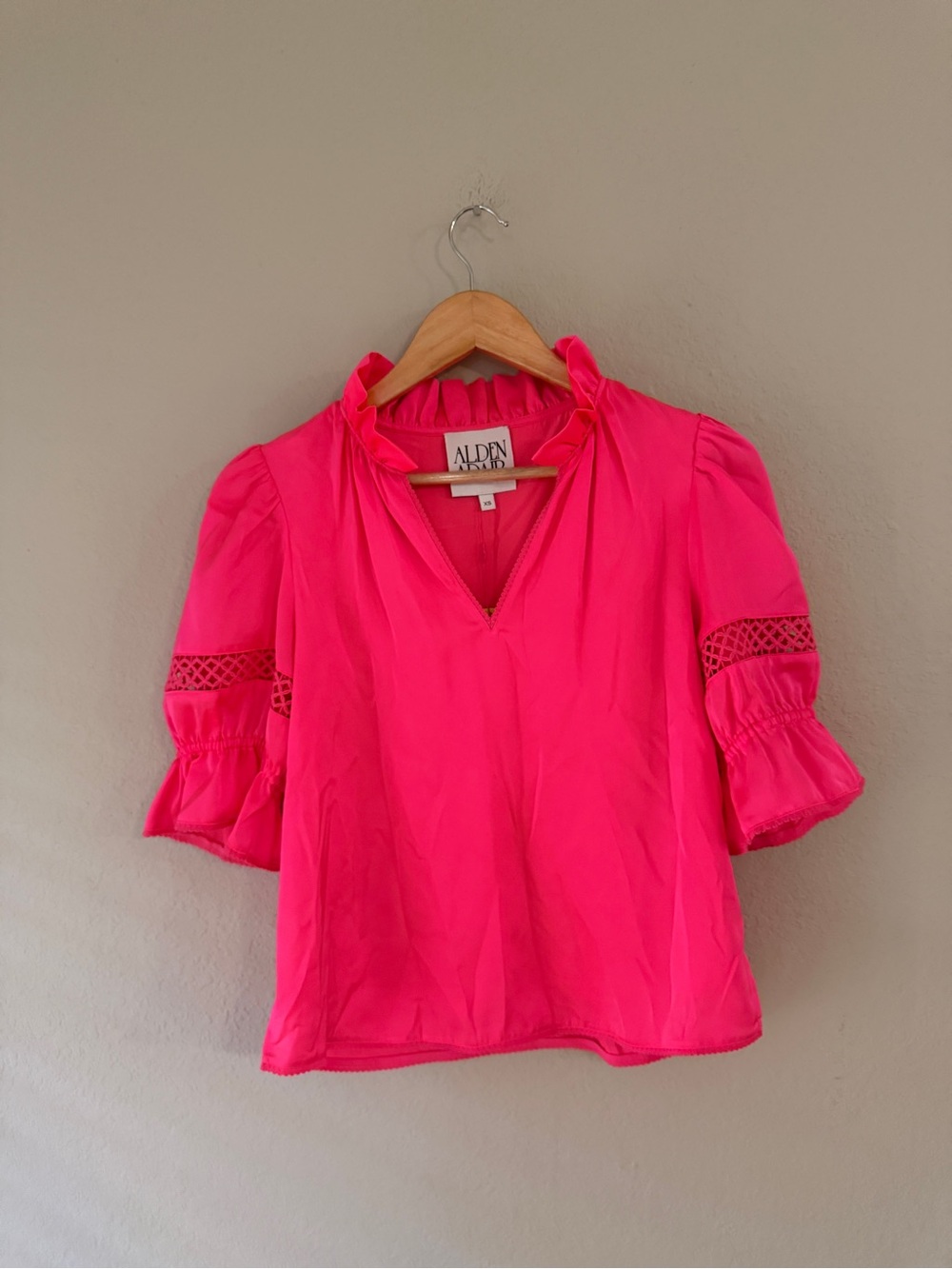 Alden Adair Lottie Blouse NWT Hot Pink Ruffle Trim Boho Peasant Blouse XS